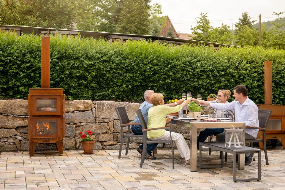 Outdoor Outdoor
